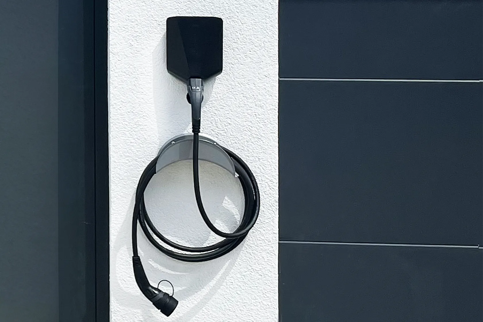 Wall-Box an einer Hauswand